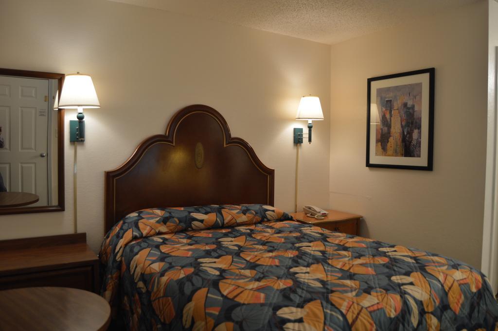 Travelers Inn Wilburton Δωμάτιο φωτογραφία